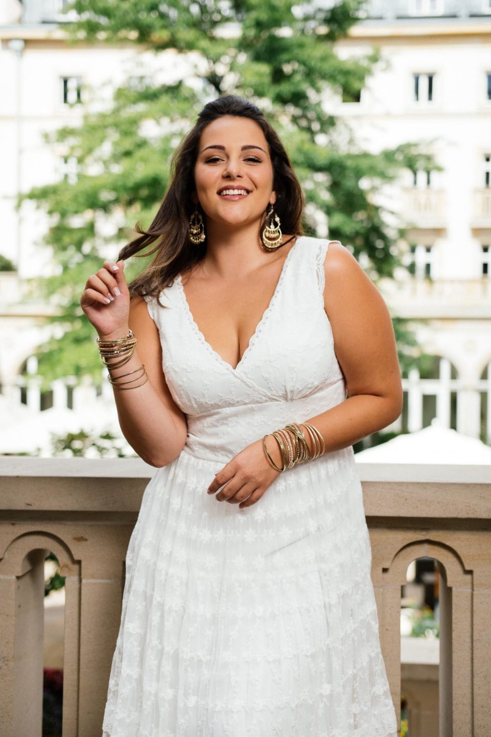 KUESSdieBRAUT fertigt Brautkleider in vielen Größen – Plus Size Brautmode bis Größe 52