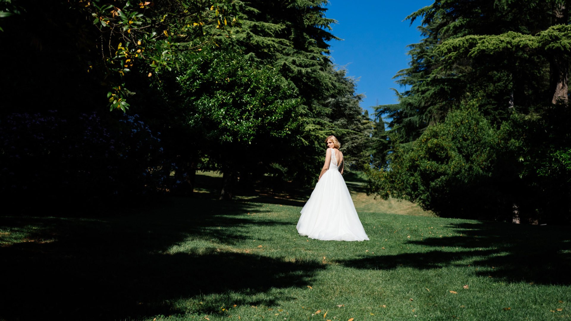 Duchesse Brautkleid im 50er Jahre Stil rückenfrei