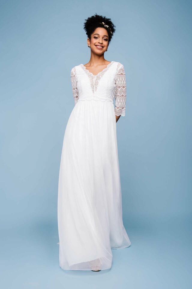 Brautkleid mit V-Ausschnitt – aufregendes Boho Hochzeitskleid – Deena