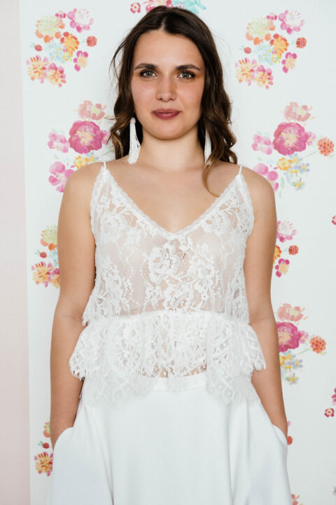 T-1205 GREENbyDESIGN Beautiful Lace Top
