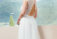 Bohemian Hochzeitskleid mit offenem Rücken & angesetztem Gürtel – Anka