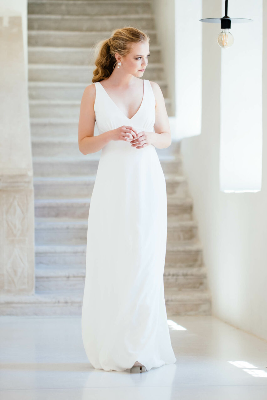 Conscious Brautkleid aus Viskose – Trägerkleid mit tiefem V-Ausschnitt – Rahel